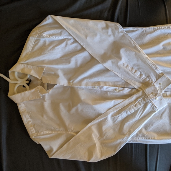 Long sleeve white button down - Picture 2 of 4